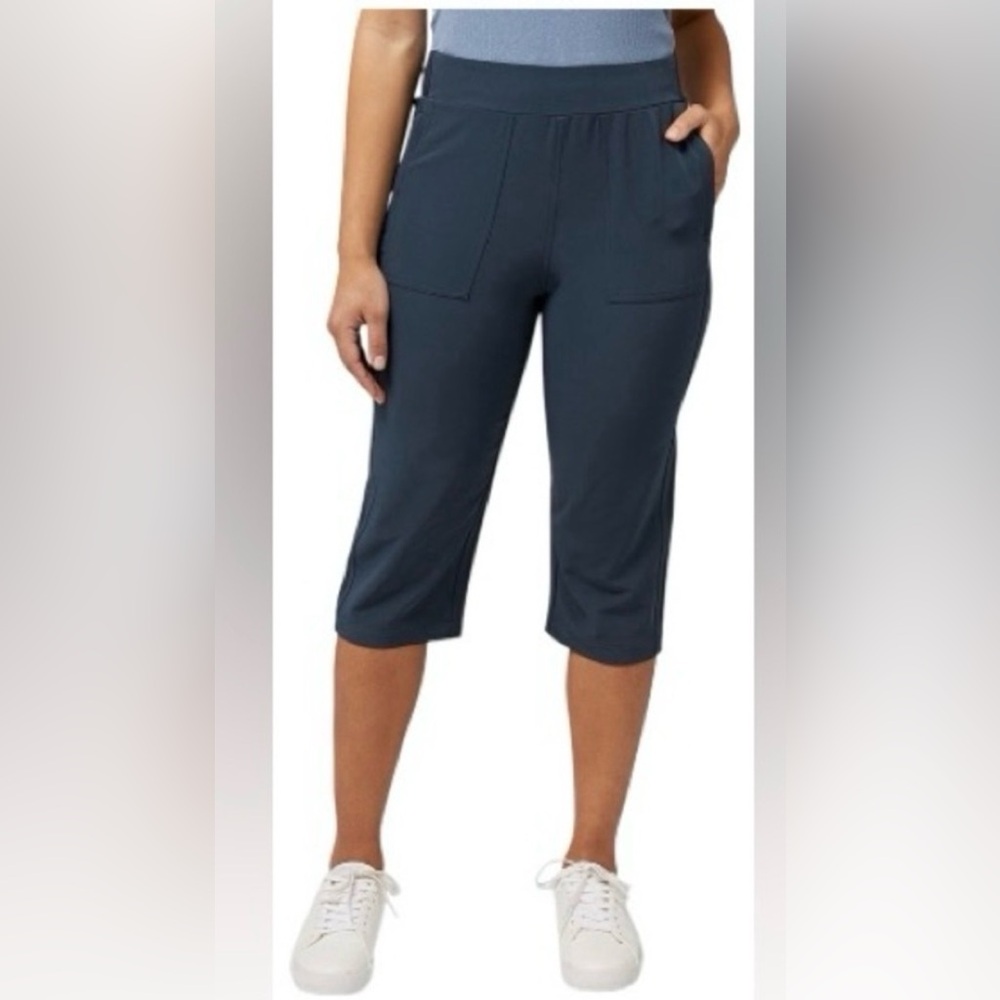 Women’s Woven Stretch Capri Collegiate Blue
